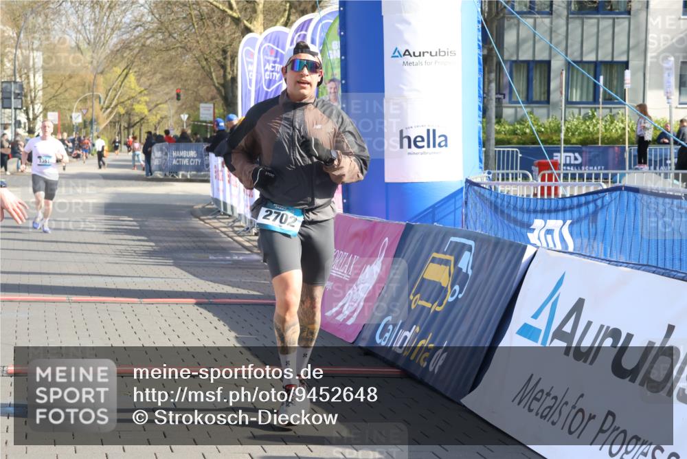 12.04.2026 - 45. Internationalen Wilhelmsburger Insellauf Strokosch-Dieckow http://msf.ph/oto/9452648 12.04.2026 10:24:19 Ziel 3476, 2702, 3351 meine-sportfotos.de