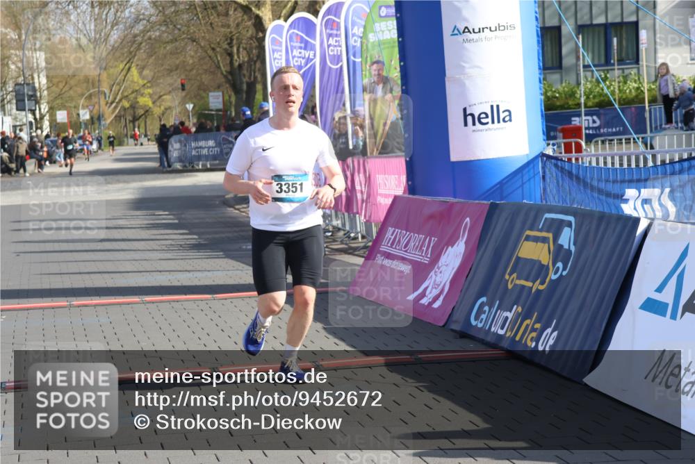 12.04.2026 - 45. Internationalen Wilhelmsburger Insellauf Strokosch-Dieckow http://msf.ph/oto/9452672 12.04.2026 10:24:23 Ziel 3351 meine-sportfotos.de