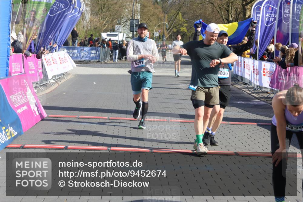 12.04.2026 - 45. Internationalen Wilhelmsburger Insellauf Strokosch-Dieckow http://msf.ph/oto/9452674 12.04.2026 10:36:43 Ziel 4172, 4030, 5291 meine-sportfotos.de