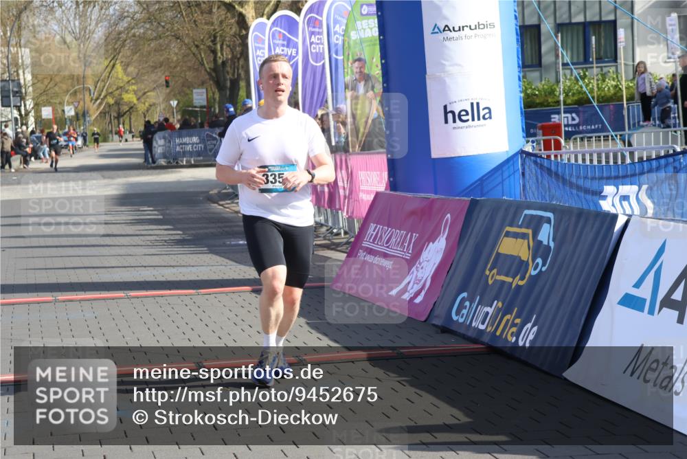 12.04.2026 - 45. Internationalen Wilhelmsburger Insellauf Strokosch-Dieckow http://msf.ph/oto/9452675 12.04.2026 10:24:23 Ziel 3351 meine-sportfotos.de