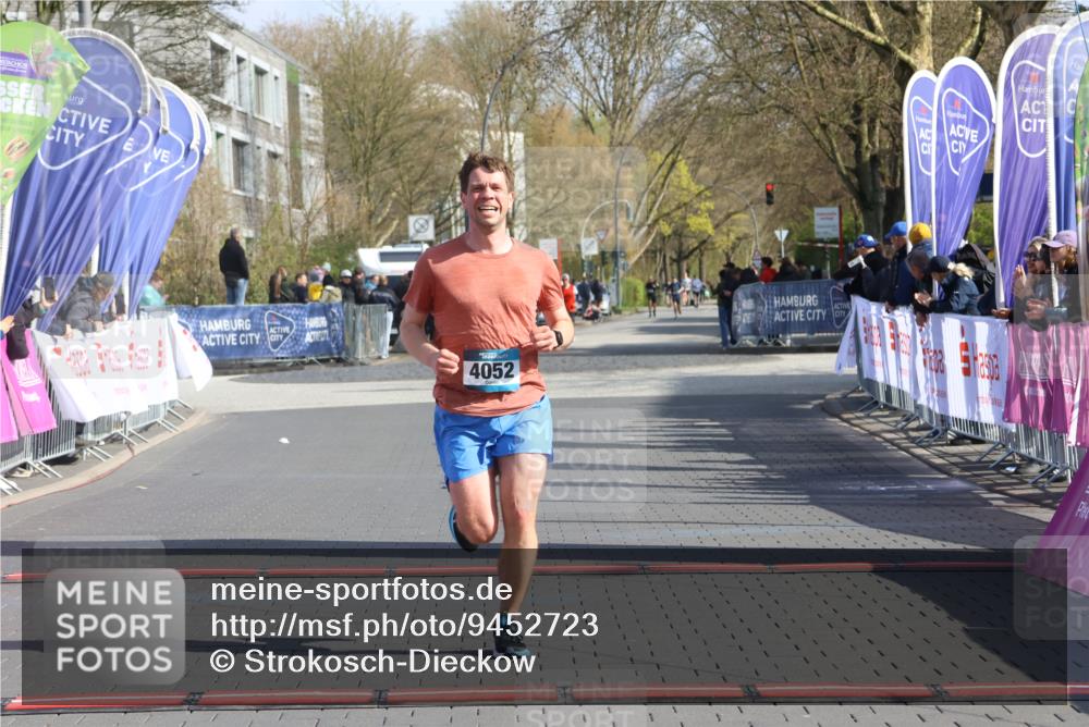 12.04.2026 - 45. Internationalen Wilhelmsburger Insellauf Strokosch-Dieckow http://msf.ph/oto/9452723 12.04.2026 10:24:44 Ziel 4052 meine-sportfotos.de