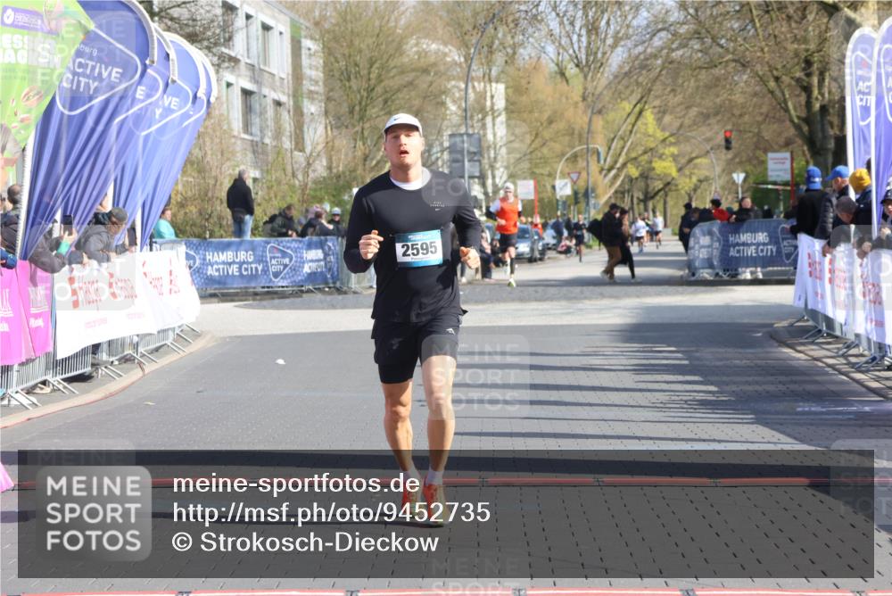 12.04.2026 - 45. Internationalen Wilhelmsburger Insellauf Strokosch-Dieckow http://msf.ph/oto/9452735 12.04.2026 10:24:51 Ziel 2595 meine-sportfotos.de