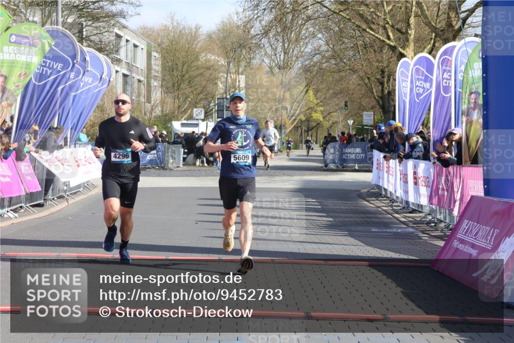 12.04.2026 - 45. Internationalen Wilhelmsburger Insellauf Strokosch-Dieckow http://msf.ph/oto/9452783 12.04.2026 10:25:12 Ziel 5609, 4296 meine-sportfotos.de