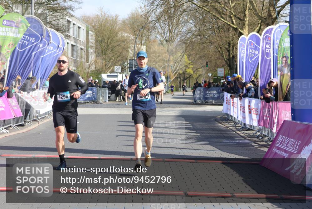 12.04.2026 - 45. Internationalen Wilhelmsburger Insellauf Strokosch-Dieckow http://msf.ph/oto/9452796 12.04.2026 10:25:13 Ziel 5609, 4296 meine-sportfotos.de