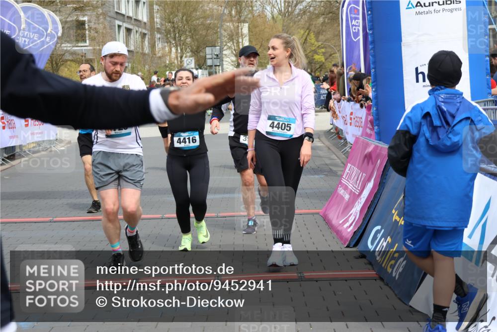 12.04.2026 - 45. Internationalen Wilhelmsburger Insellauf Strokosch-Dieckow http://msf.ph/oto/9452941 12.04.2026 13:08:15 Ziel 2421, 4676, 3868, 4405, 4725, 4416, 3970, 4795, 3120, 5103, 4845 meine-sportfotos.de