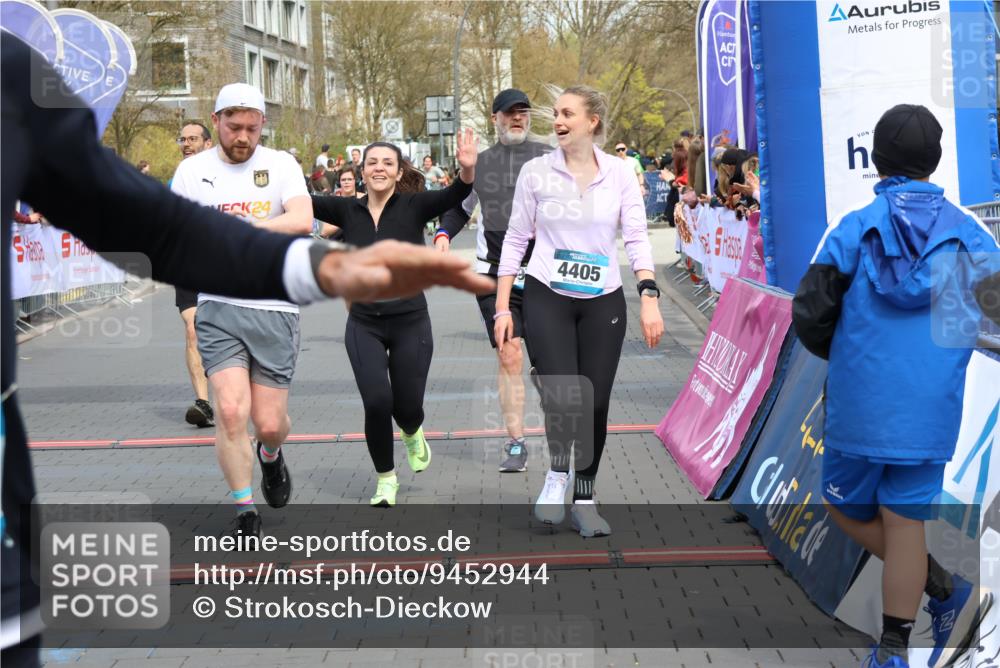 12.04.2026 - 45. Internationalen Wilhelmsburger Insellauf Strokosch-Dieckow http://msf.ph/oto/9452944 12.04.2026 13:08:15 Ziel 2421, 4676, 3868, 4405, 4725, 4416, 3970, 4795, 3120, 5103, 4845 meine-sportfotos.de