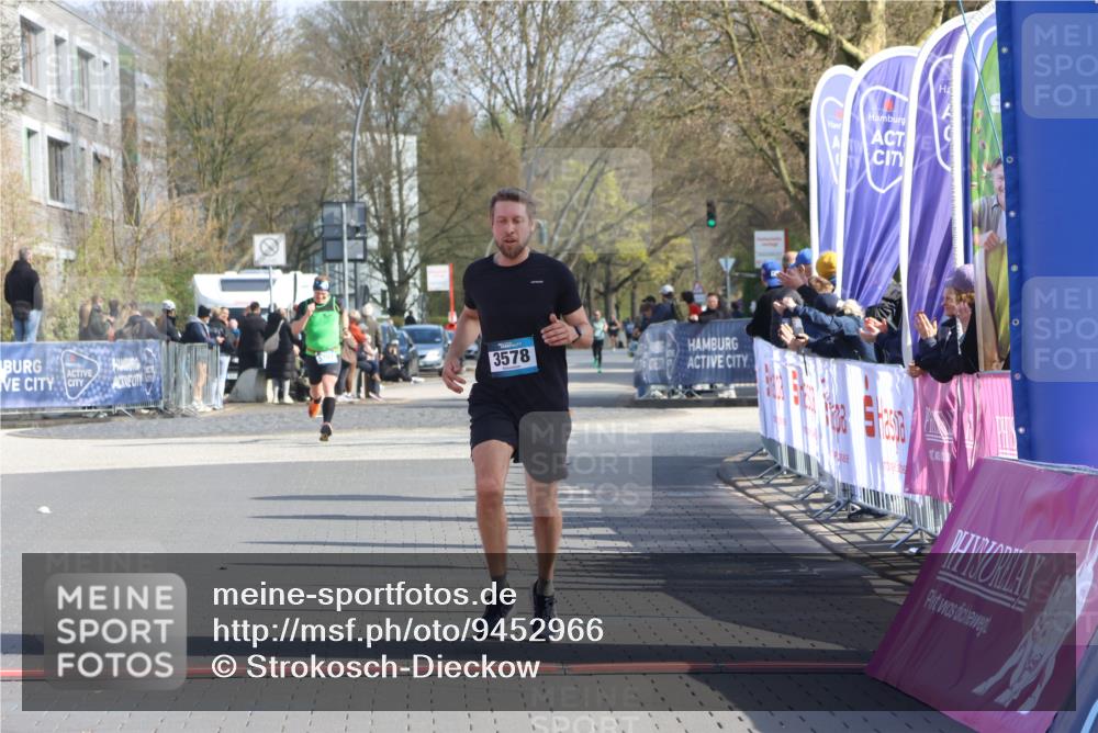 12.04.2026 - 45. Internationalen Wilhelmsburger Insellauf Strokosch-Dieckow http://msf.ph/oto/9452966 12.04.2026 10:26:02 Ziel 3578 meine-sportfotos.de