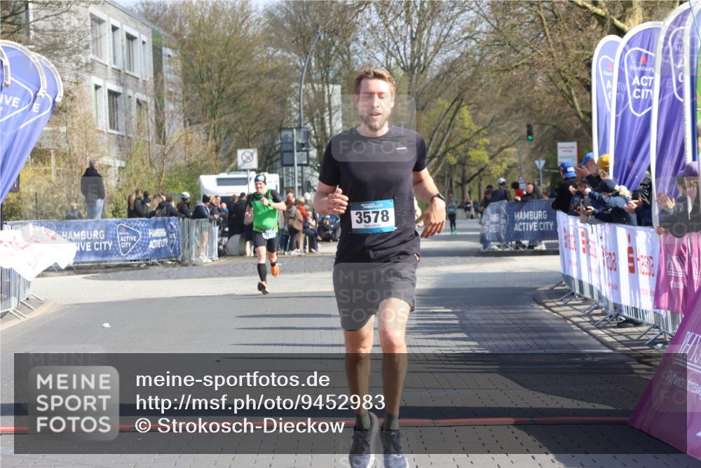 12.04.2026 - 45. Internationalen Wilhelmsburger Insellauf Strokosch-Dieckow http://msf.ph/oto/9452983 12.04.2026 10:26:03 Ziel 3578 meine-sportfotos.de