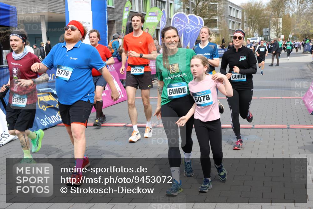 12.04.2026 - 45. Internationalen Wilhelmsburger Insellauf Strokosch-Dieckow http://msf.ph/oto/9453072 12.04.2026 13:07:53 Ziel 2925, 5226, 2745, 5028, 5148, 3641 meine-sportfotos.de