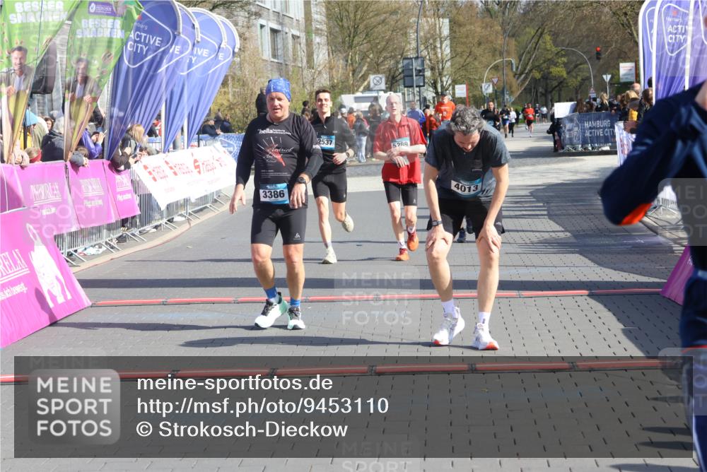 12.04.2026 - 45. Internationalen Wilhelmsburger Insellauf Strokosch-Dieckow http://msf.ph/oto/9453110 12.04.2026 10:38:22 Ziel 2105, 4013, 3386, 5289, 2537, 2020 meine-sportfotos.de