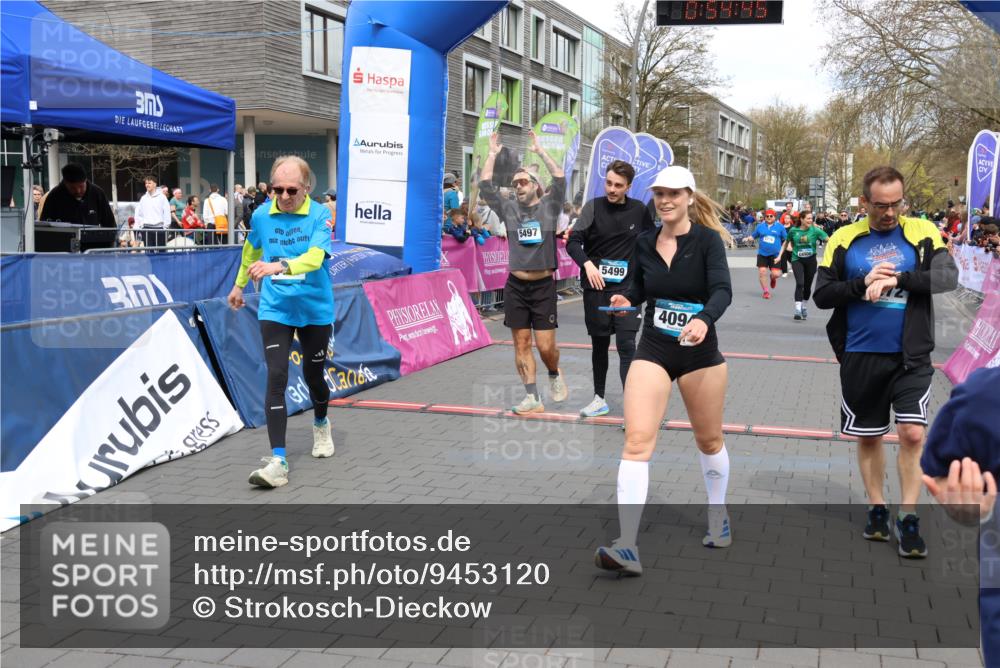 12.04.2026 - 45. Internationalen Wilhelmsburger Insellauf Strokosch-Dieckow http://msf.ph/oto/9453120 12.04.2026 13:07:45 Ziel 5202, 4094, 3672, 5497, 5499, 5461, 3242, 5078 meine-sportfotos.de