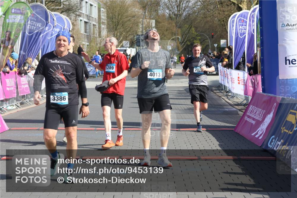 12.04.2026 - 45. Internationalen Wilhelmsburger Insellauf Strokosch-Dieckow http://msf.ph/oto/9453139 12.04.2026 10:38:25 Ziel 4013, 3386, 5289, 2537, 2020 meine-sportfotos.de