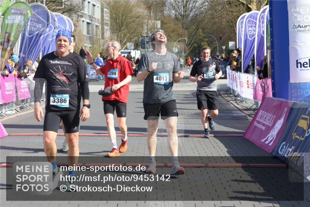 12.04.2026 - 45. Internationalen Wilhelmsburger Insellauf Strokosch-Dieckow http://msf.ph/oto/9453142 12.04.2026 10:38:25 Ziel 4013, 3386, 5289, 2537, 2020 meine-sportfotos.de