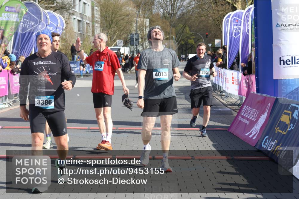12.04.2026 - 45. Internationalen Wilhelmsburger Insellauf Strokosch-Dieckow http://msf.ph/oto/9453155 12.04.2026 10:38:25 Ziel 4013, 3386, 5289, 2537, 2020 meine-sportfotos.de