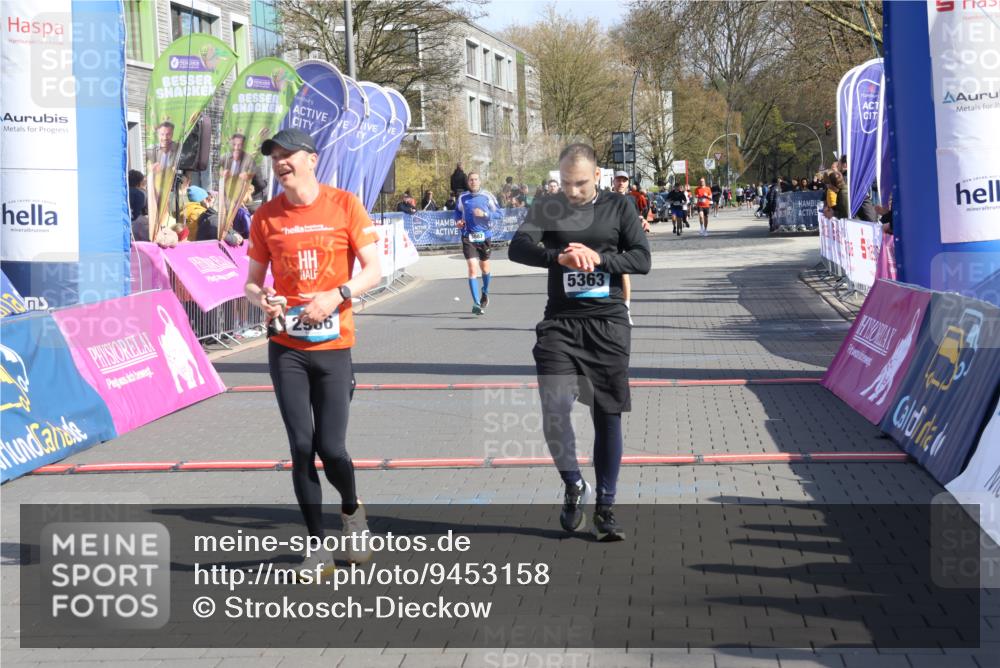12.04.2026 - 45. Internationalen Wilhelmsburger Insellauf Strokosch-Dieckow http://msf.ph/oto/9453158 12.04.2026 10:38:33 Ziel 5363, 2986, 5732 meine-sportfotos.de