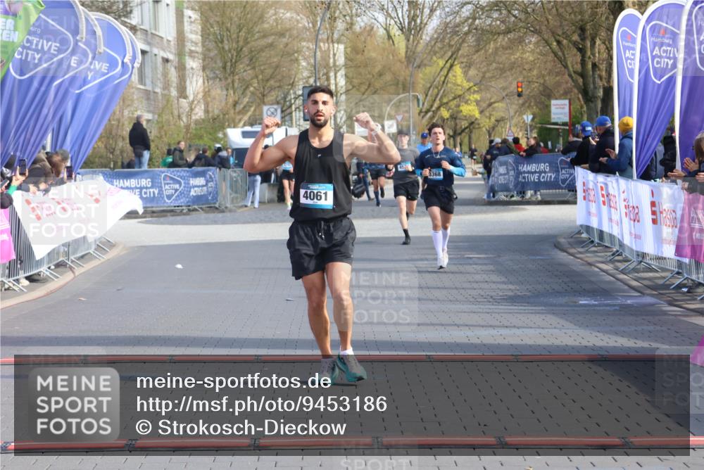 12.04.2026 - 45. Internationalen Wilhelmsburger Insellauf Strokosch-Dieckow http://msf.ph/oto/9453186 12.04.2026 10:26:40 Ziel 4061 meine-sportfotos.de