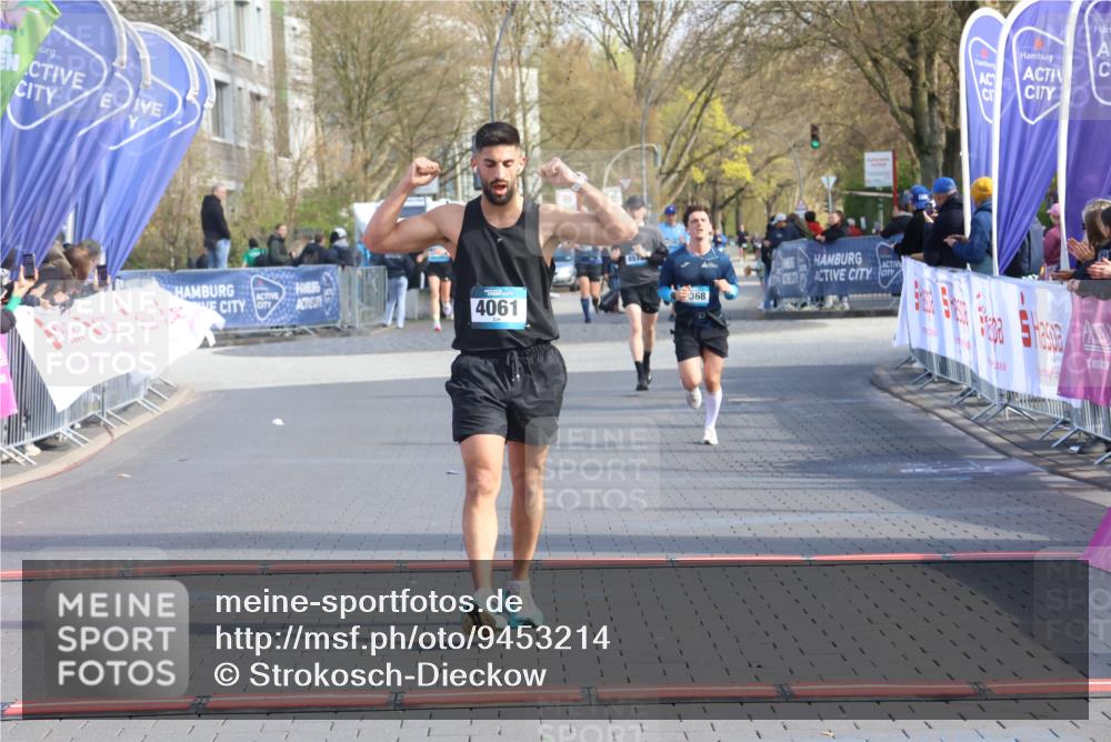 12.04.2026 - 45. Internationalen Wilhelmsburger Insellauf Strokosch-Dieckow http://msf.ph/oto/9453214 12.04.2026 10:26:41 Ziel 4061, 3368 meine-sportfotos.de