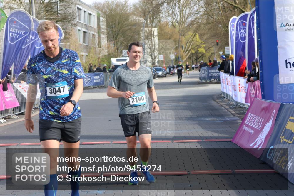 12.04.2026 - 45. Internationalen Wilhelmsburger Insellauf Strokosch-Dieckow http://msf.ph/oto/9453274 12.04.2026 10:26:55 Ziel 5742, 4225, 3752, 3047, 2160 meine-sportfotos.de