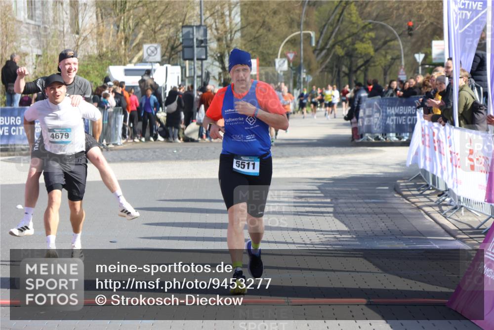 12.04.2026 - 45. Internationalen Wilhelmsburger Insellauf Strokosch-Dieckow http://msf.ph/oto/9453277 12.04.2026 10:39:13 Ziel 5511, 4679 meine-sportfotos.de