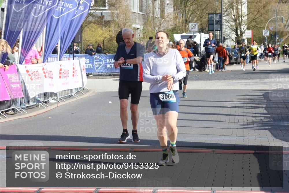 12.04.2026 - 45. Internationalen Wilhelmsburger Insellauf Strokosch-Dieckow http://msf.ph/oto/9453325 12.04.2026 10:39:27 Ziel 3066, 5521 meine-sportfotos.de