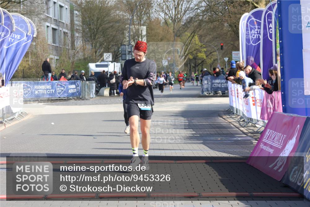 12.04.2026 - 45. Internationalen Wilhelmsburger Insellauf Strokosch-Dieckow http://msf.ph/oto/9453326 12.04.2026 10:27:15 Ziel 5344, 4941 meine-sportfotos.de