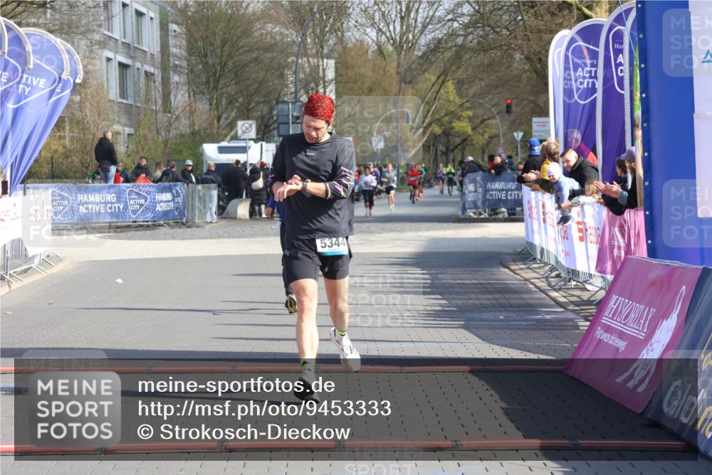 12.04.2026 - 45. Internationalen Wilhelmsburger Insellauf Strokosch-Dieckow http://msf.ph/oto/9453333 12.04.2026 10:27:16 Ziel 5344, 4941 meine-sportfotos.de
