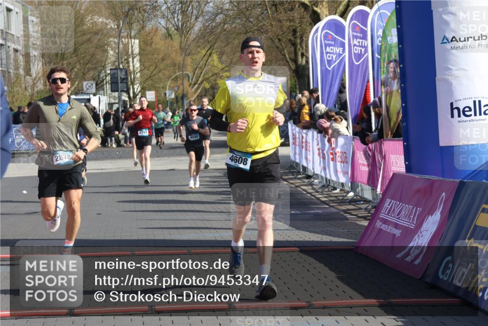 12.04.2026 - 45. Internationalen Wilhelmsburger Insellauf Strokosch-Dieckow http://msf.ph/oto/9453347 12.04.2026 10:39:43 Ziel 4009, 4608, 2878, 3110, 4040, 4325 meine-sportfotos.de