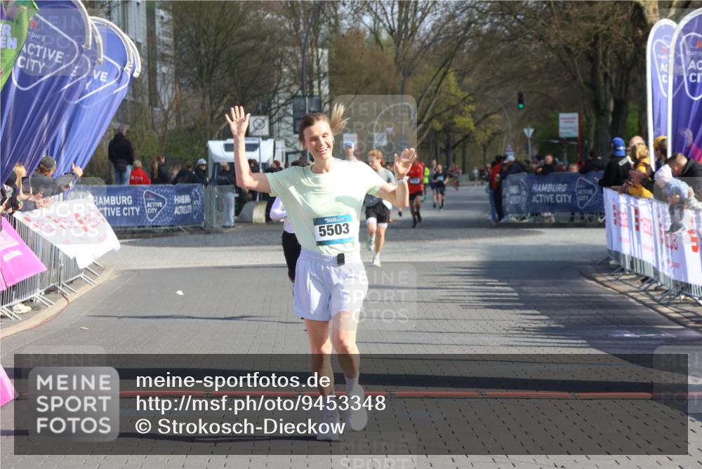 12.04.2026 - 45. Internationalen Wilhelmsburger Insellauf Strokosch-Dieckow http://msf.ph/oto/9453348 12.04.2026 10:27:26 Ziel 5503, 5055 meine-sportfotos.de