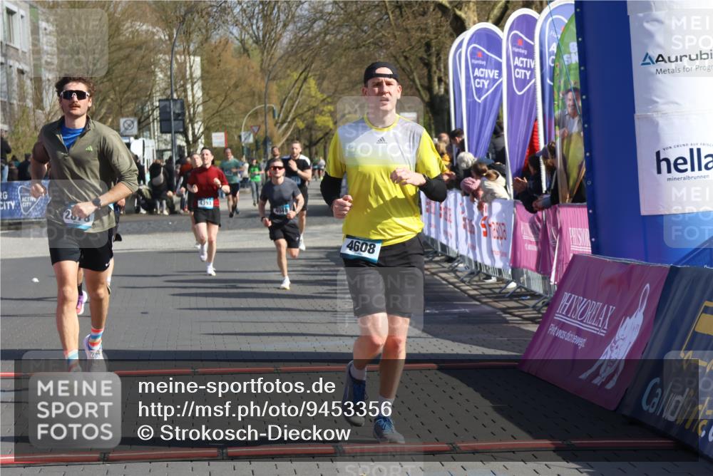 12.04.2026 - 45. Internationalen Wilhelmsburger Insellauf Strokosch-Dieckow http://msf.ph/oto/9453356 12.04.2026 10:39:43 Ziel 4009, 4608, 2878, 3110, 4040, 4325 meine-sportfotos.de