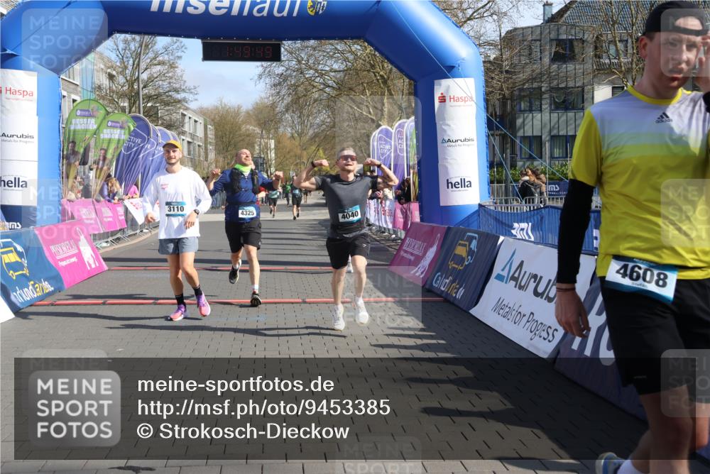 12.04.2026 - 45. Internationalen Wilhelmsburger Insellauf Strokosch-Dieckow http://msf.ph/oto/9453385 12.04.2026 10:39:48 Ziel 2878, 3110, 4040, 4325, 4871, 4393, 4976 meine-sportfotos.de