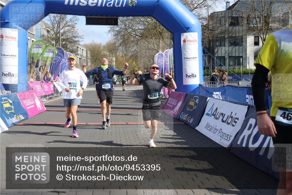 12.04.2026 - 45. Internationalen Wilhelmsburger Insellauf Strokosch-Dieckow http://msf.ph/oto/9453395 12.04.2026 10:39:48 Ziel 2878, 3110, 4040, 4325, 4871, 4393, 4976 meine-sportfotos.de