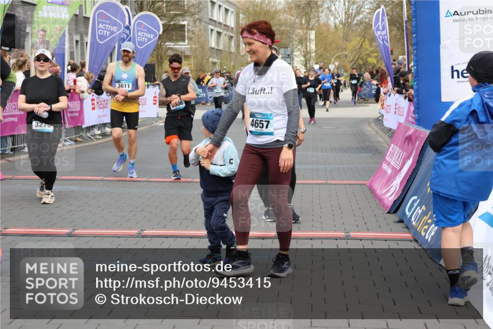 12.04.2026 - 45. Internationalen Wilhelmsburger Insellauf Strokosch-Dieckow http://msf.ph/oto/9453415 12.04.2026 13:06:50 Ziel 4091, 3278, 3877, 3943, 3804, 3270, 2008, 3611, 5210 meine-sportfotos.de