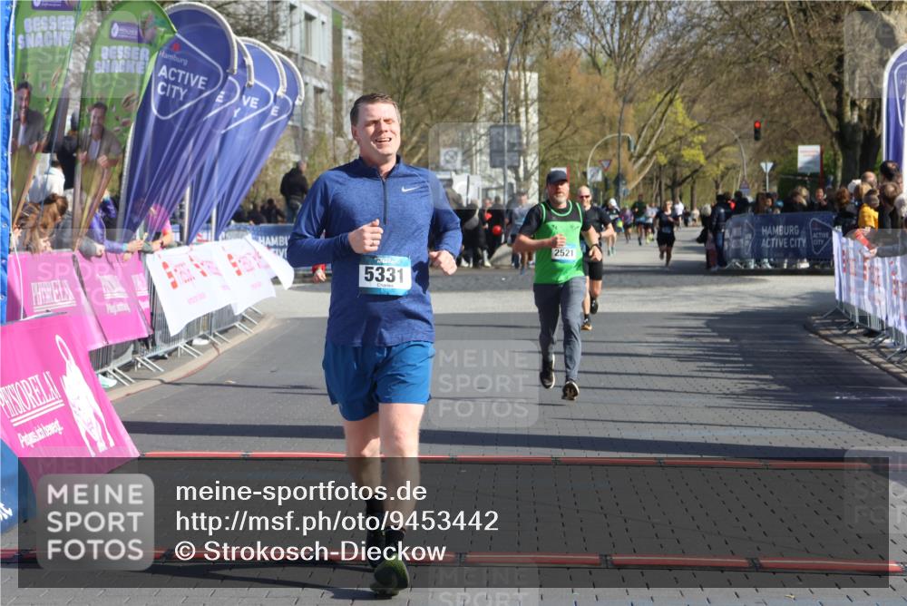 12.04.2026 - 45. Internationalen Wilhelmsburger Insellauf Strokosch-Dieckow http://msf.ph/oto/9453442 12.04.2026 10:40:00 Ziel 5331, 2521, 2953 meine-sportfotos.de