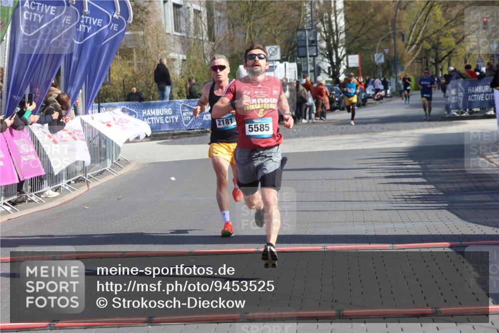 12.04.2026 - 45. Internationalen Wilhelmsburger Insellauf Strokosch-Dieckow http://msf.ph/oto/9453525 12.04.2026 10:27:57 Ziel 5585, 2181 meine-sportfotos.de
