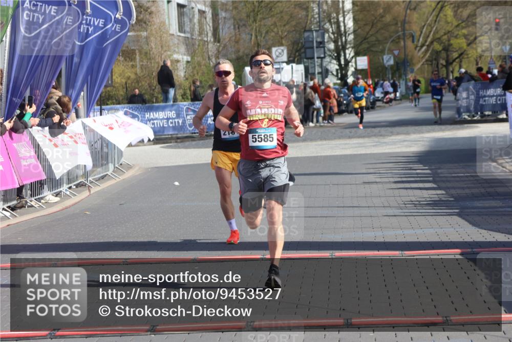 12.04.2026 - 45. Internationalen Wilhelmsburger Insellauf Strokosch-Dieckow http://msf.ph/oto/9453527 12.04.2026 10:27:57 Ziel 5585, 2181 meine-sportfotos.de