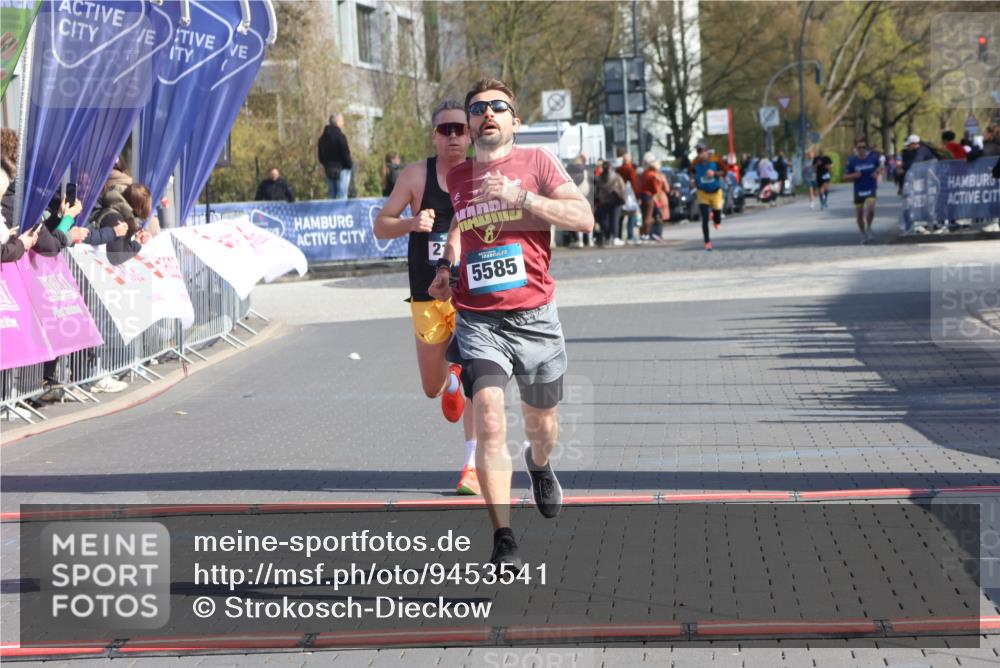 12.04.2026 - 45. Internationalen Wilhelmsburger Insellauf Strokosch-Dieckow http://msf.ph/oto/9453541 12.04.2026 10:27:57 Ziel 5585, 2181 meine-sportfotos.de