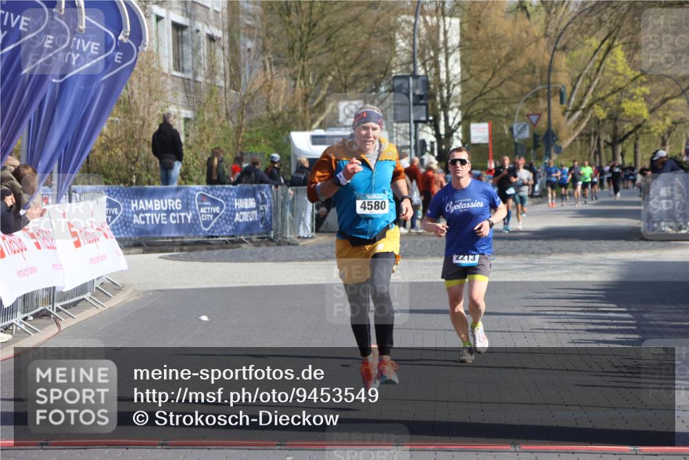 12.04.2026 - 45. Internationalen Wilhelmsburger Insellauf Strokosch-Dieckow http://msf.ph/oto/9453549 12.04.2026 10:28:07 Ziel 4580, 2213 meine-sportfotos.de