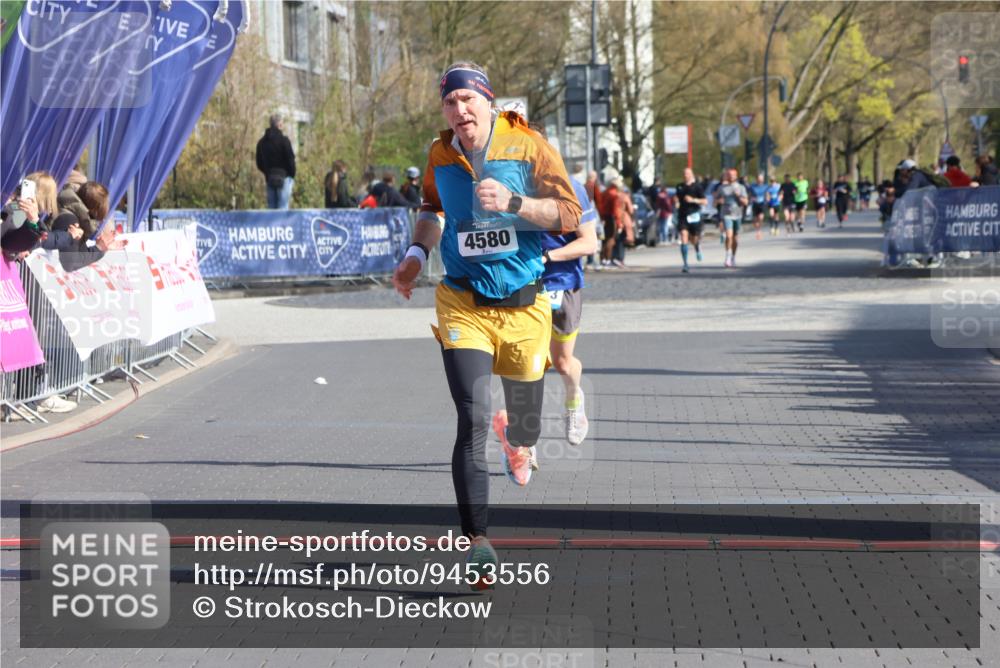 12.04.2026 - 45. Internationalen Wilhelmsburger Insellauf Strokosch-Dieckow http://msf.ph/oto/9453556 12.04.2026 10:28:08 Ziel 4580, 2213 meine-sportfotos.de
