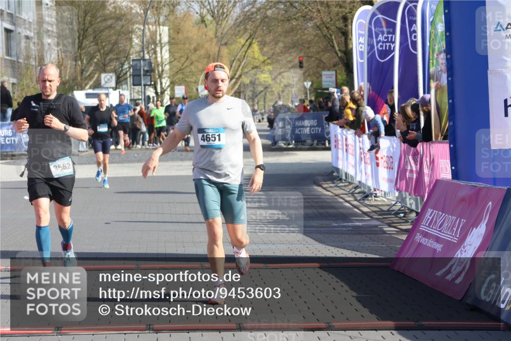 12.04.2026 - 45. Internationalen Wilhelmsburger Insellauf Strokosch-Dieckow http://msf.ph/oto/9453603 12.04.2026 10:28:25 Ziel 4651, 3562 meine-sportfotos.de