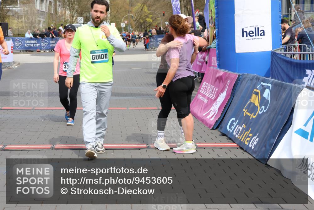 12.04.2026 - 45. Internationalen Wilhelmsburger Insellauf Strokosch-Dieckow http://msf.ph/oto/9453605 12.04.2026 13:06:10 Ziel 5486, 4619, 3316, 4219, 5848 meine-sportfotos.de