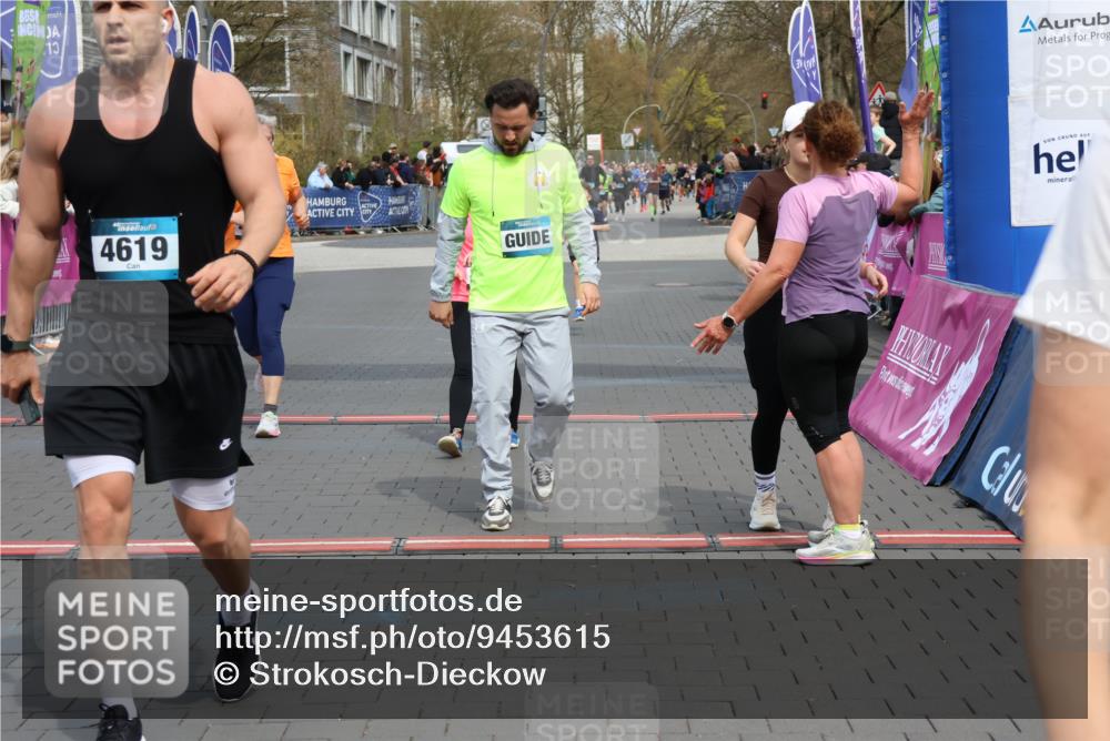 12.04.2026 - 45. Internationalen Wilhelmsburger Insellauf Strokosch-Dieckow http://msf.ph/oto/9453615 12.04.2026 13:06:09 Ziel 5486, 4619, 3316, 4219, 5848 meine-sportfotos.de