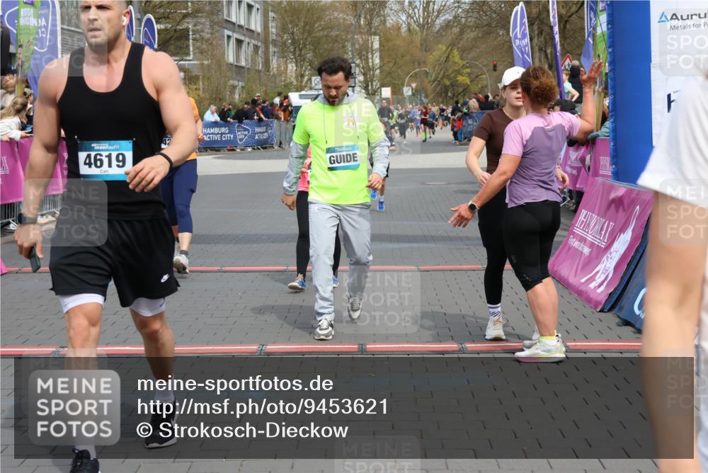 12.04.2026 - 45. Internationalen Wilhelmsburger Insellauf Strokosch-Dieckow http://msf.ph/oto/9453621 12.04.2026 13:06:09 Ziel 5486, 4619, 3316, 4219, 5848 meine-sportfotos.de