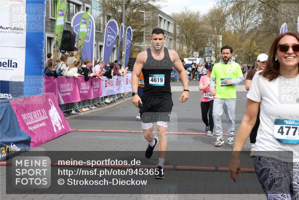 12.04.2026 - 45. Internationalen Wilhelmsburger Insellauf Strokosch-Dieckow http://msf.ph/oto/9453651 12.04.2026 13:06:08 Ziel 5486, 4619, 3316, 4219, 5848 meine-sportfotos.de