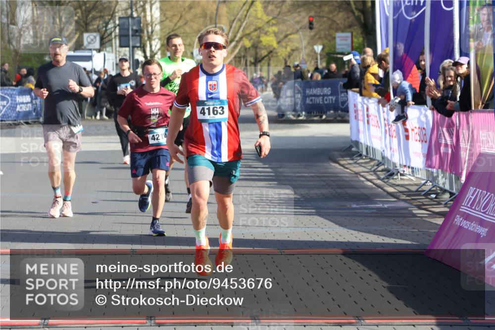 12.04.2026 - 45. Internationalen Wilhelmsburger Insellauf Strokosch-Dieckow http://msf.ph/oto/9453676 12.04.2026 10:28:35 Ziel 2265, 5473, 4163, 4214, 2022, 4068, 4294 meine-sportfotos.de
