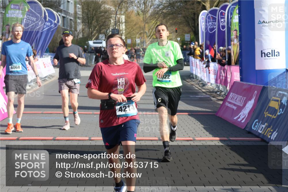 12.04.2026 - 45. Internationalen Wilhelmsburger Insellauf Strokosch-Dieckow http://msf.ph/oto/9453715 12.04.2026 10:28:38 Ziel 5473, 4163, 4214, 2022, 4068, 4294, 2851, 5452 meine-sportfotos.de