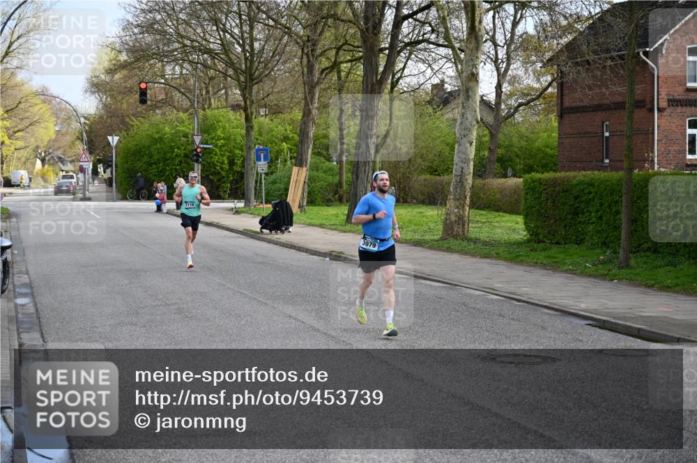 12.04.2026 - 45. Internationalen Wilhelmsburger Insellauf J. Mangold http://msf.ph/oto/9453739 12.04.2026 10:13:49 Ziel 2119, 3979 meine-sportfotos.de