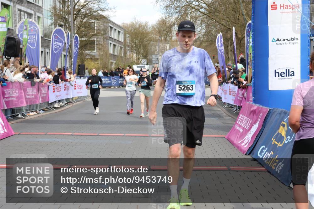 12.04.2026 - 45. Internationalen Wilhelmsburger Insellauf Strokosch-Dieckow http://msf.ph/oto/9453749 12.04.2026 13:05:59 Ziel 5597, 5249, 5263, 5414, 4126, 3782, 3164, 4452, 4775 meine-sportfotos.de