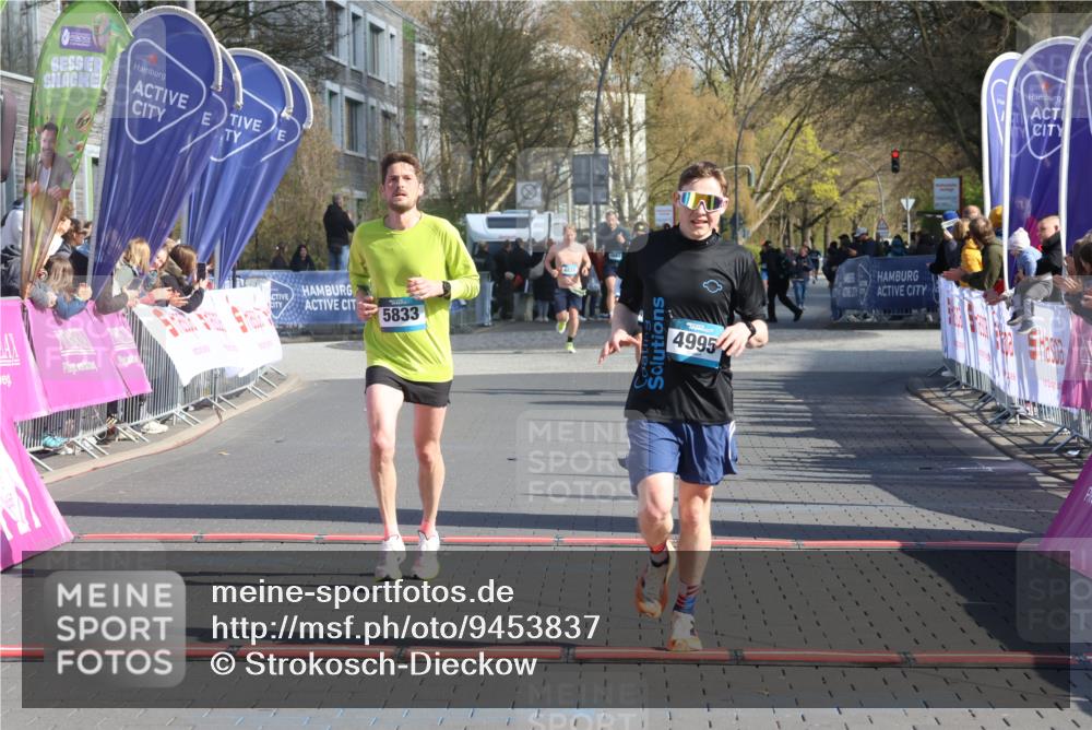 12.04.2026 - 45. Internationalen Wilhelmsburger Insellauf Strokosch-Dieckow http://msf.ph/oto/9453837 12.04.2026 10:28:47 Ziel 4995, 5833 meine-sportfotos.de