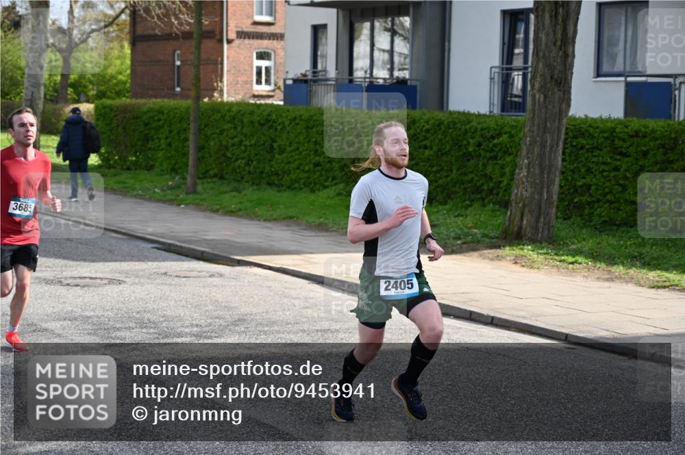 12.04.2026 - 45. Internationalen Wilhelmsburger Insellauf J. Mangold http://msf.ph/oto/9453941 12.04.2026 10:16:06 Ziel 2405, 3685, 3113, 2487, 5676 meine-sportfotos.de