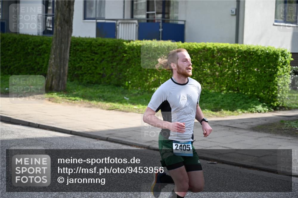 12.04.2026 - 45. Internationalen Wilhelmsburger Insellauf J. Mangold http://msf.ph/oto/9453956 12.04.2026 10:16:07 Ziel 2405, 3685, 3113, 2487, 5676 meine-sportfotos.de